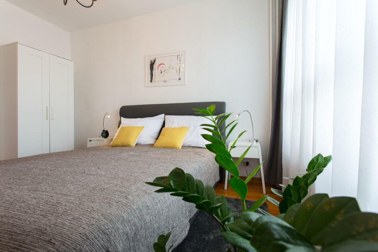 Apartment Bonbon Загреб Экстерьер фото